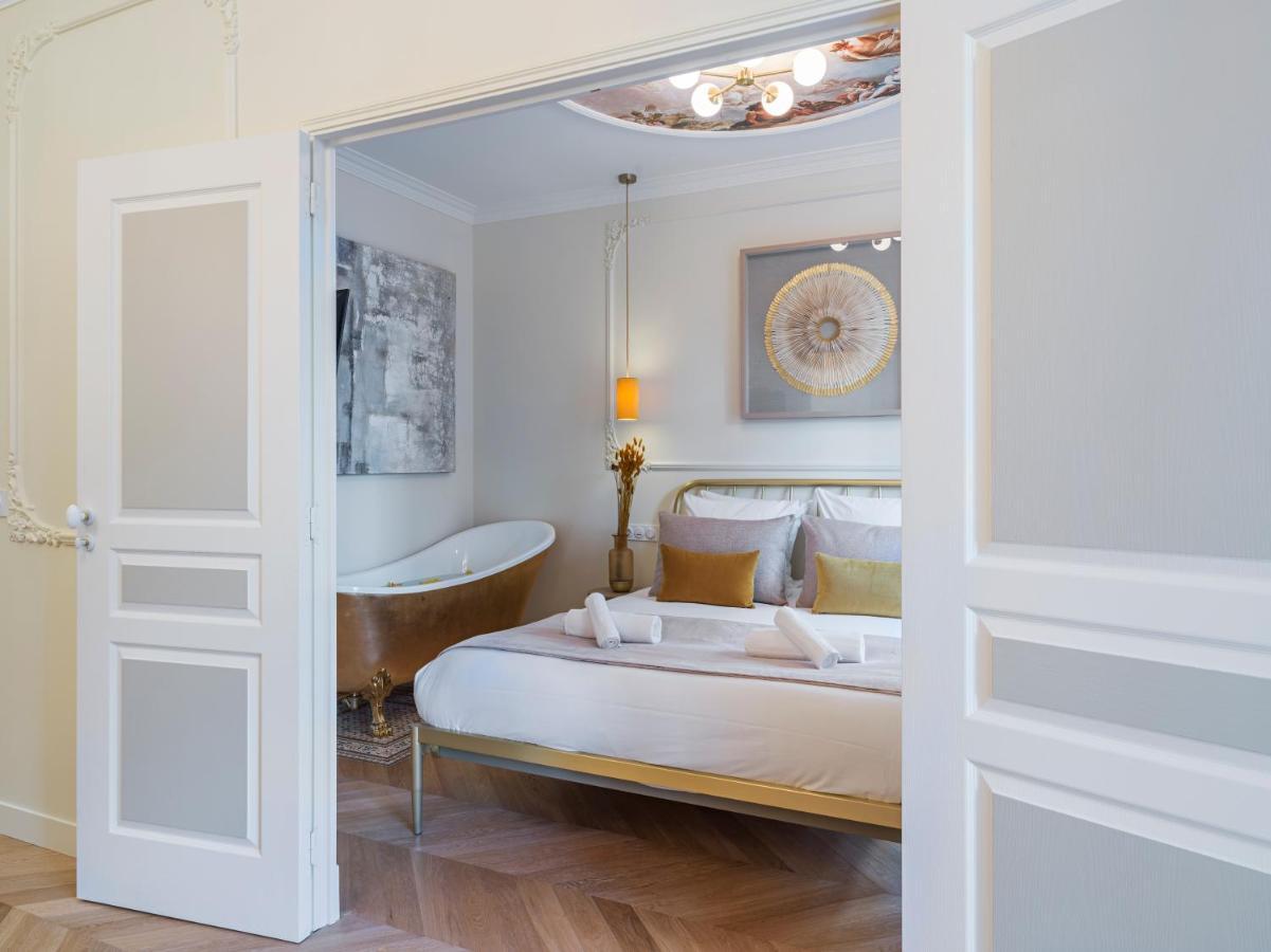 The Gatsby Suite Париж Екстериор снимка